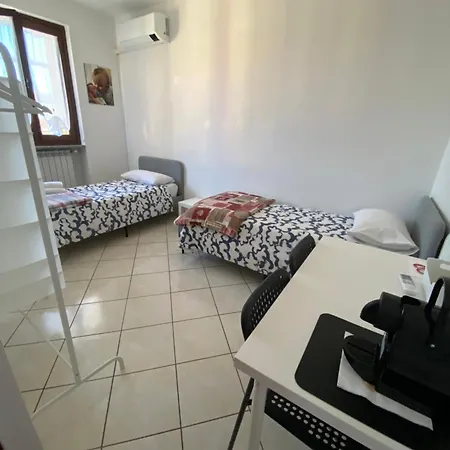 Guest house La Casa Di Ciro Gc & Friends Ferno